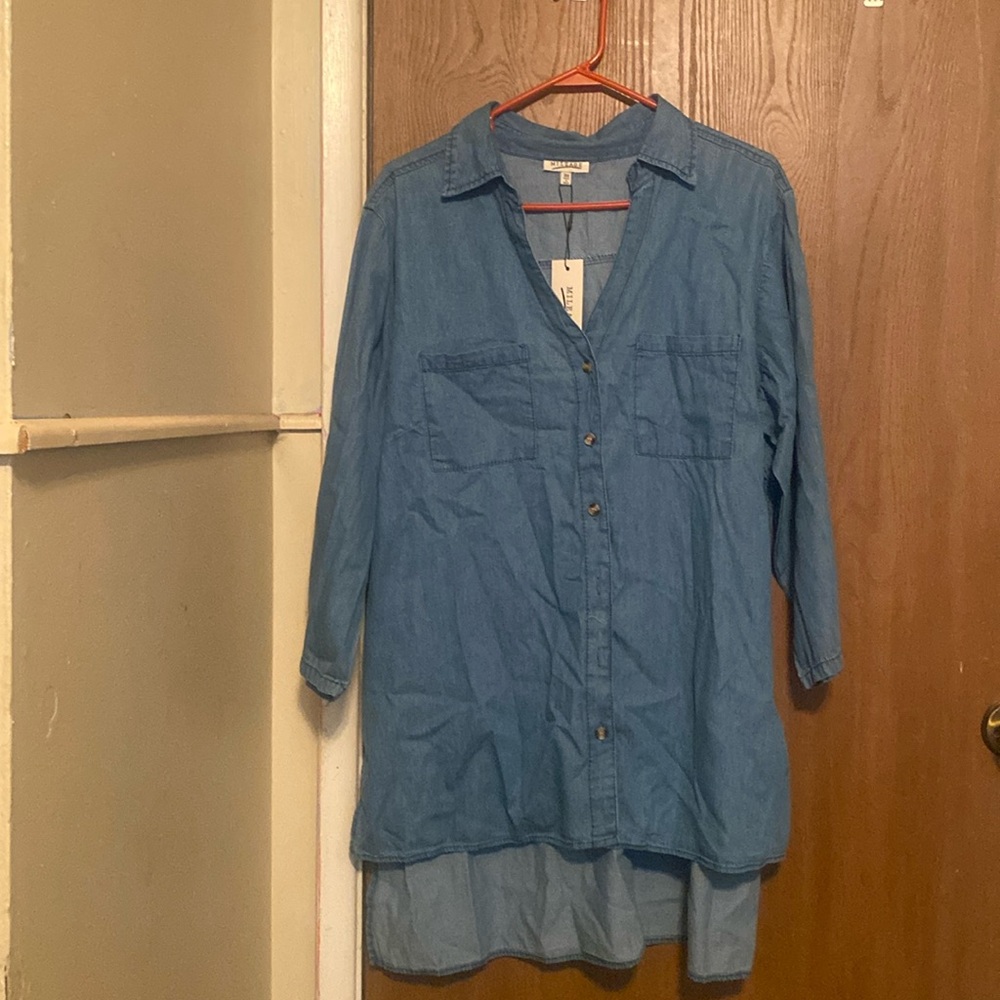 Women’s shirt